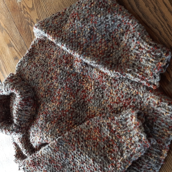 Chanky Sweater - Picture 4 of 6